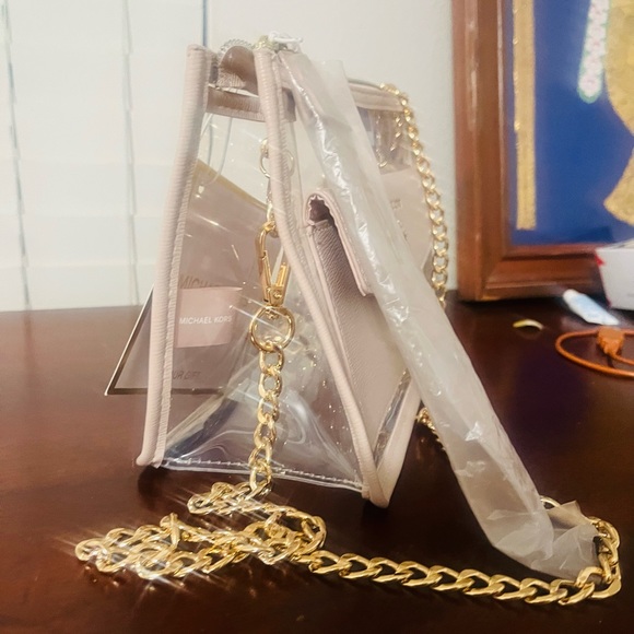 Michael Kors bag - Picture 3 of 7